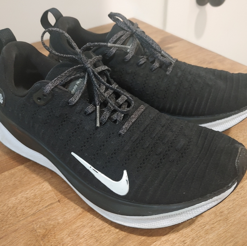 Nike ReactX Infinity Run 4 Men's Size 11 Excellent Condition.